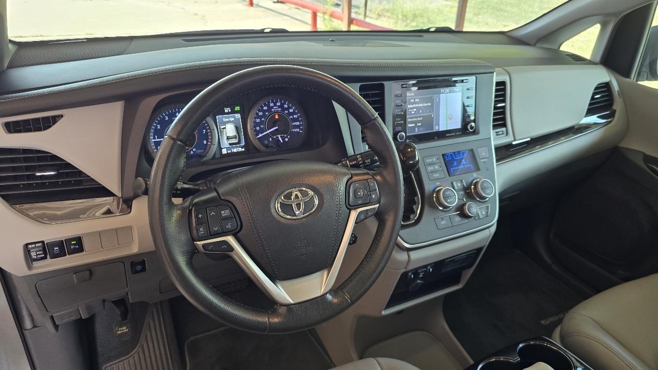 Toyota Sienna Limited Premium AWD 7-Passenger (Natl) 2020