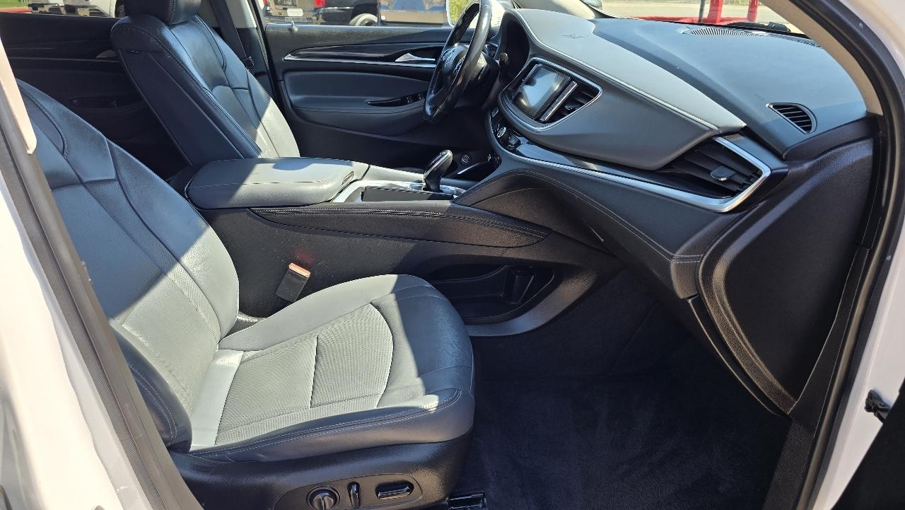 Buick Enclave FWD 4dr Essence 2020