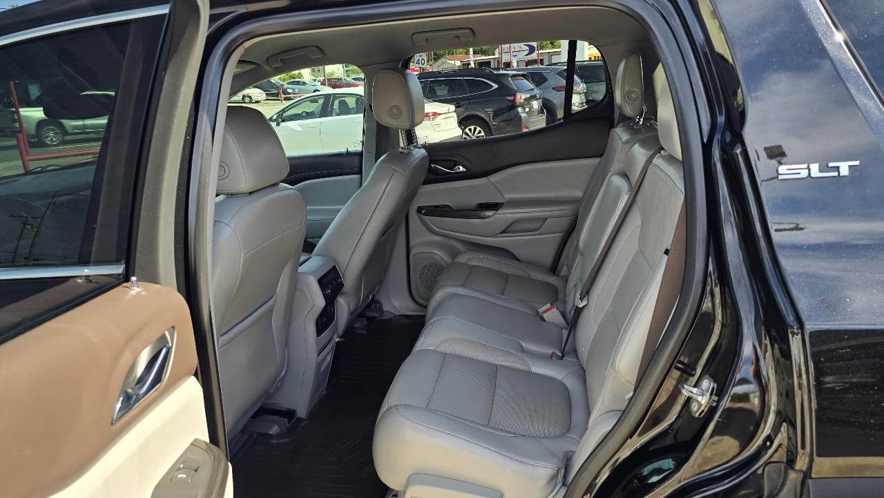 GMC Acadia FWD 4dr SLT w/SLT-1 2019