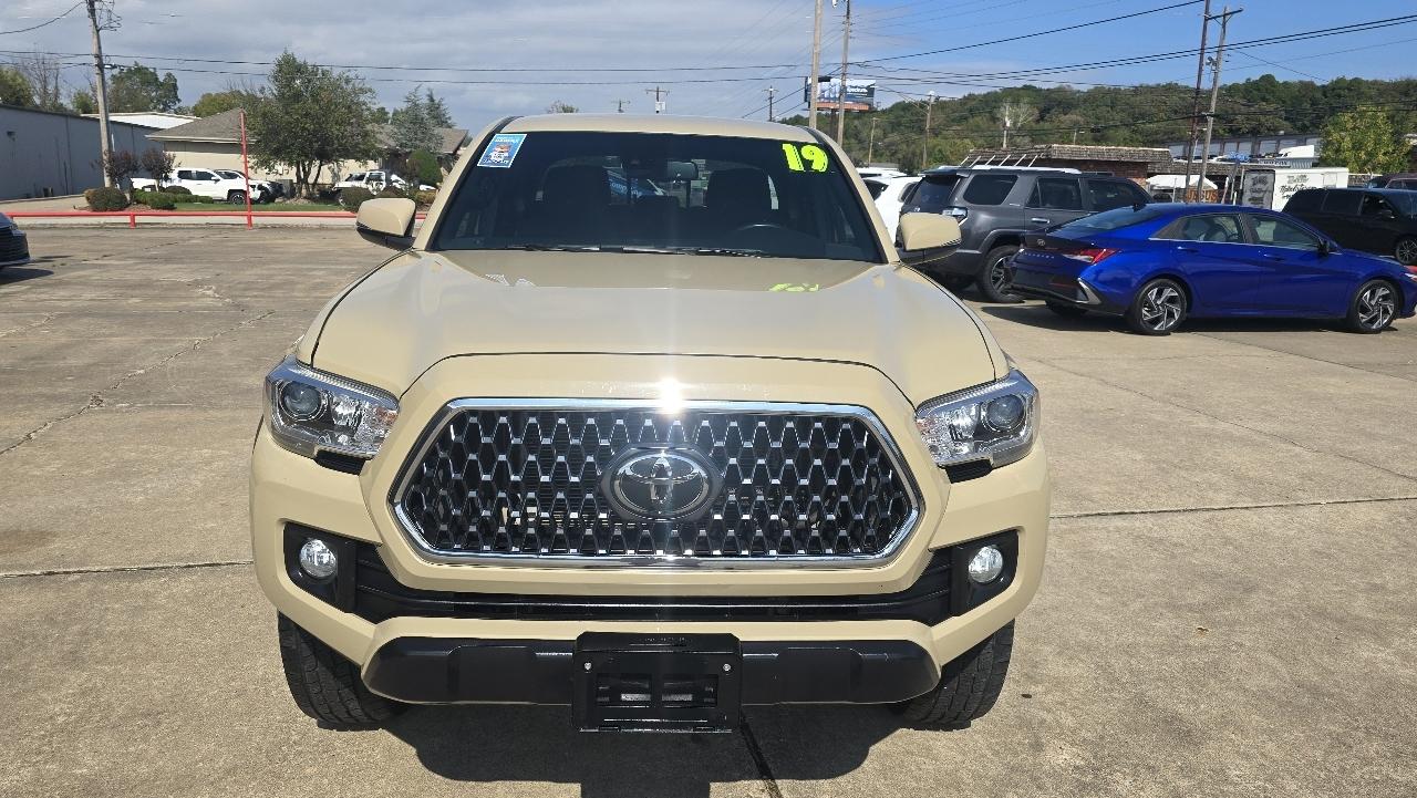 Toyota Tacoma 2WD TRD Off Road Double Cab 5' Bed V6 AT (Natl) 2019