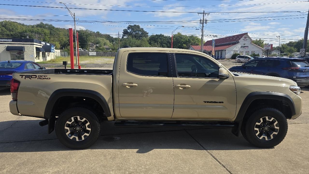 Toyota Tacoma 2WD TRD Off Road Double Cab 5' Bed V6 AT (Natl) 2019