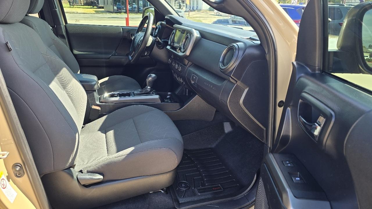 Toyota Tacoma 2WD TRD Off Road Double Cab 5' Bed V6 AT (Natl) 2019