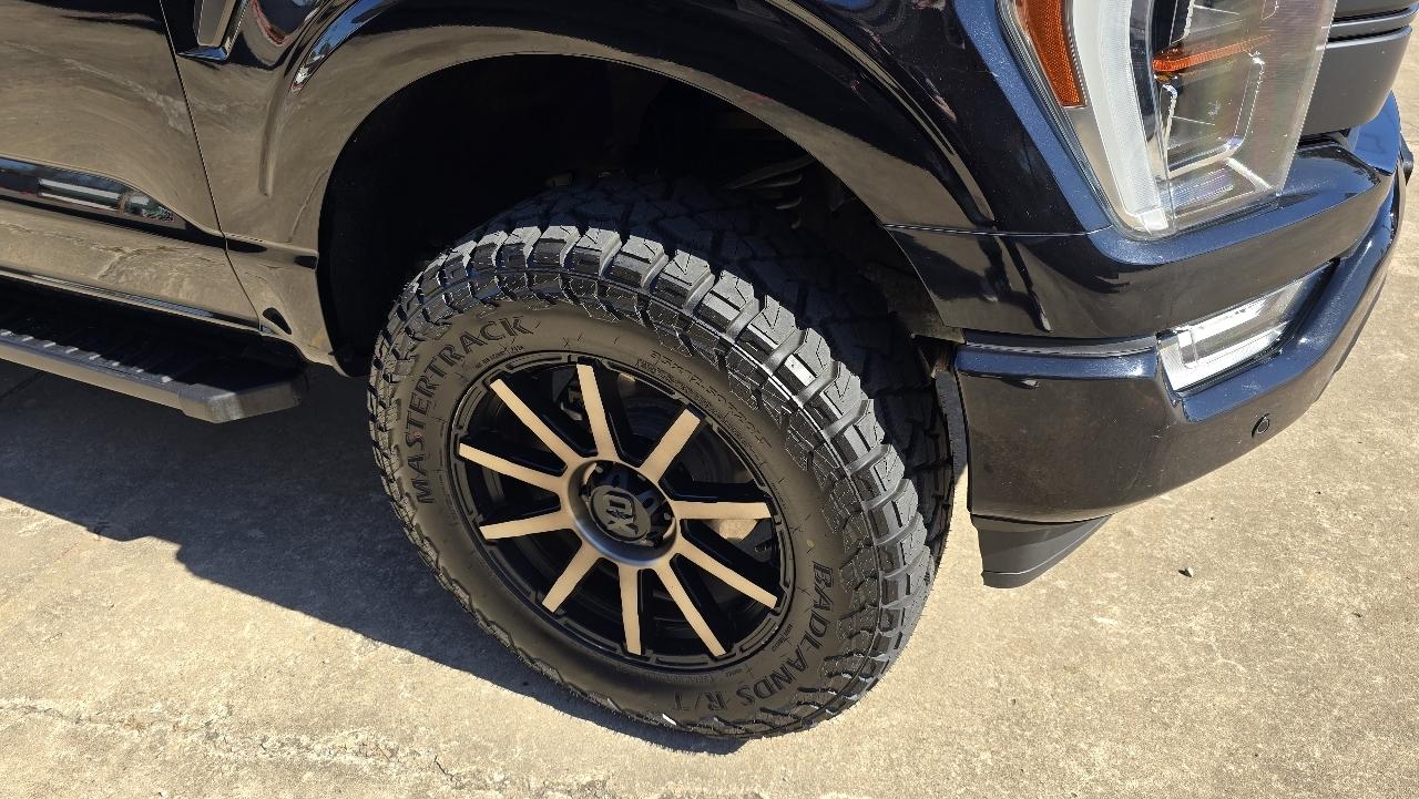 Ford F-150 4WD SuperCrew 145" Lariat 2022