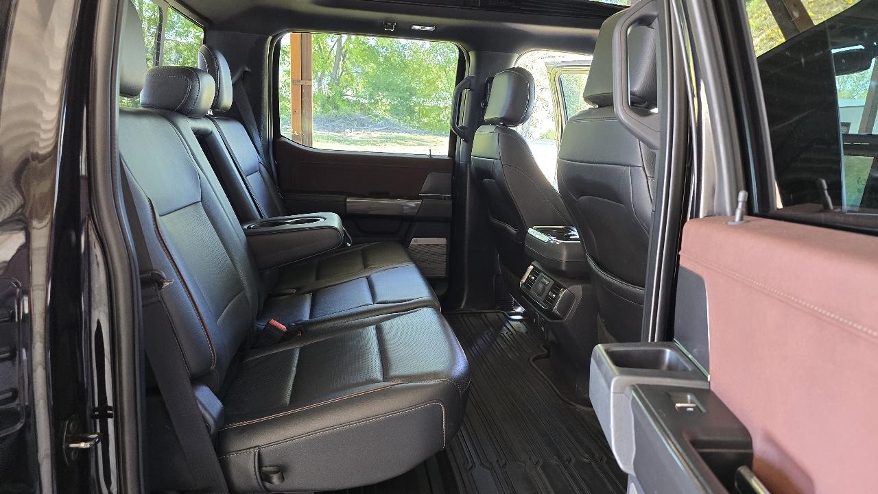 Ford F-150 4WD SuperCrew 145" Lariat 2022