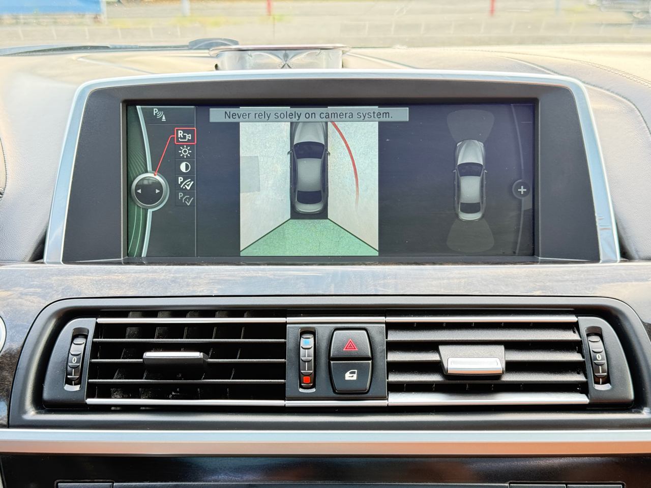 BMW 6-Series 650xi Grand Coupe 2013