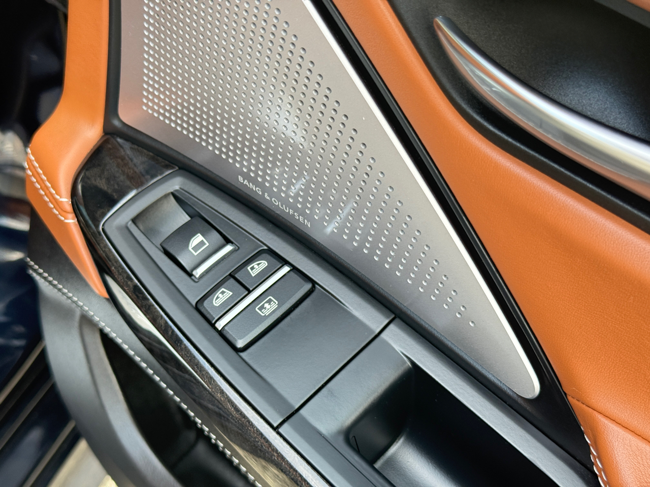 BMW 6-Series 650xi Grand Coupe 2013