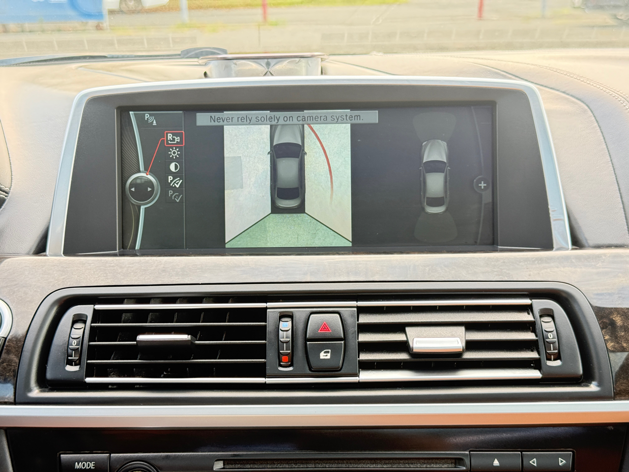 BMW 6-Series 650xi Grand Coupe 2013