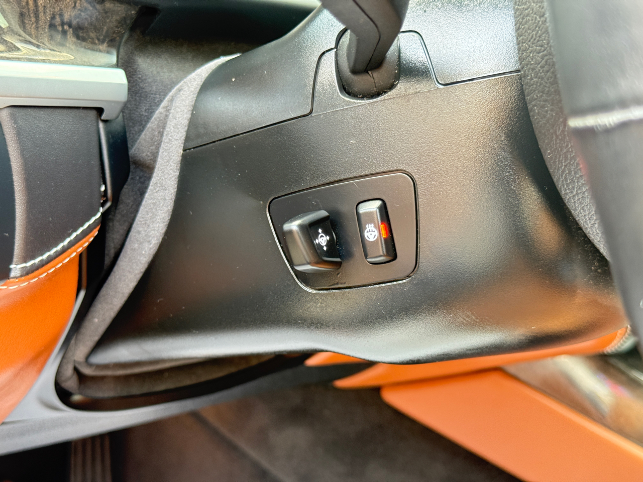 BMW 6-Series 650xi Grand Coupe 2013