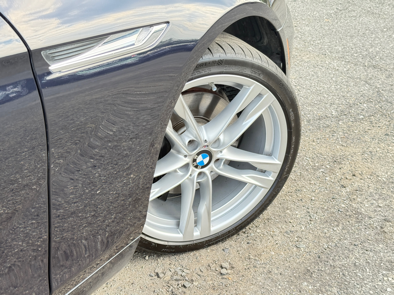 BMW 6-Series 650xi Grand Coupe 2013