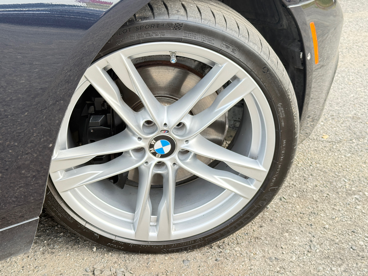 BMW 6-Series 650xi Grand Coupe 2013