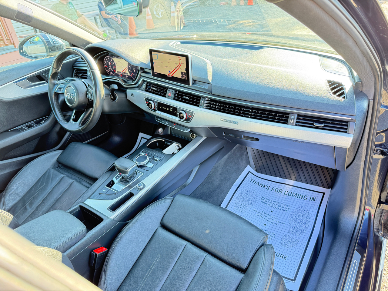 Audi A4 2.0T Premium Plus quattro Sedan 2017 Audi A4 2.0T Premium Plus quattro Sedan 2017
