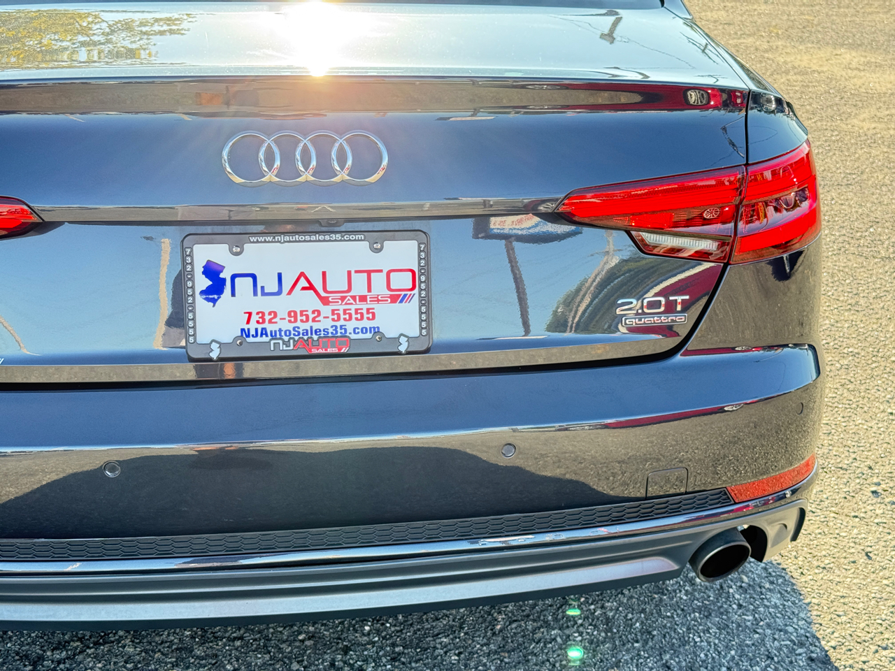 Audi A4 2.0T Premium Plus quattro Sedan 2017 Audi A4 2.0T Premium Plus quattro Sedan 2017
