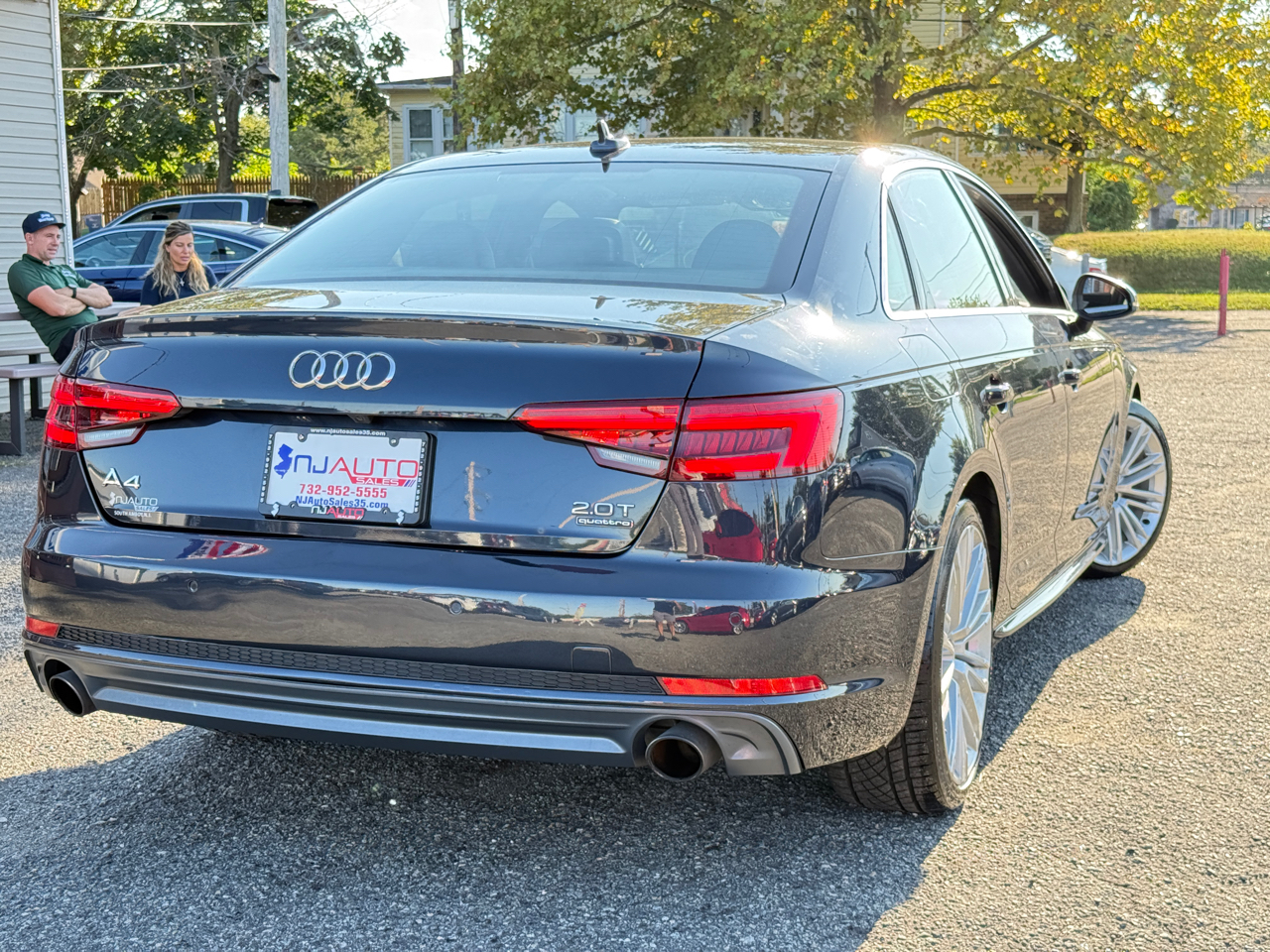 Audi A4 2.0T Premium Plus quattro Sedan 2017 Audi A4 2.0T Premium Plus quattro Sedan 2017