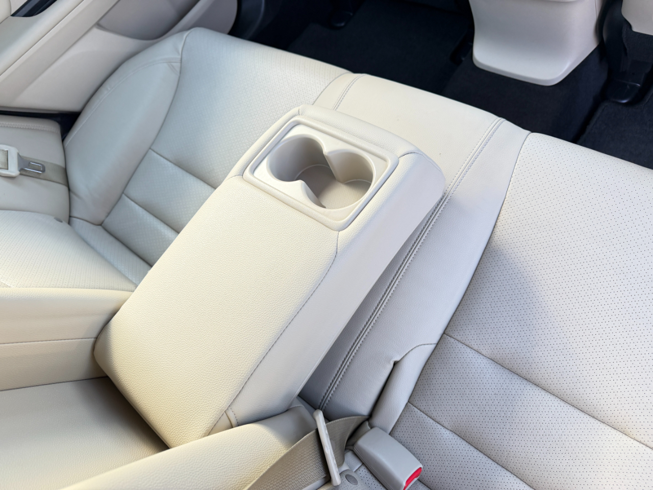 Honda Accord 4dr I4 CVT EX-L 2013