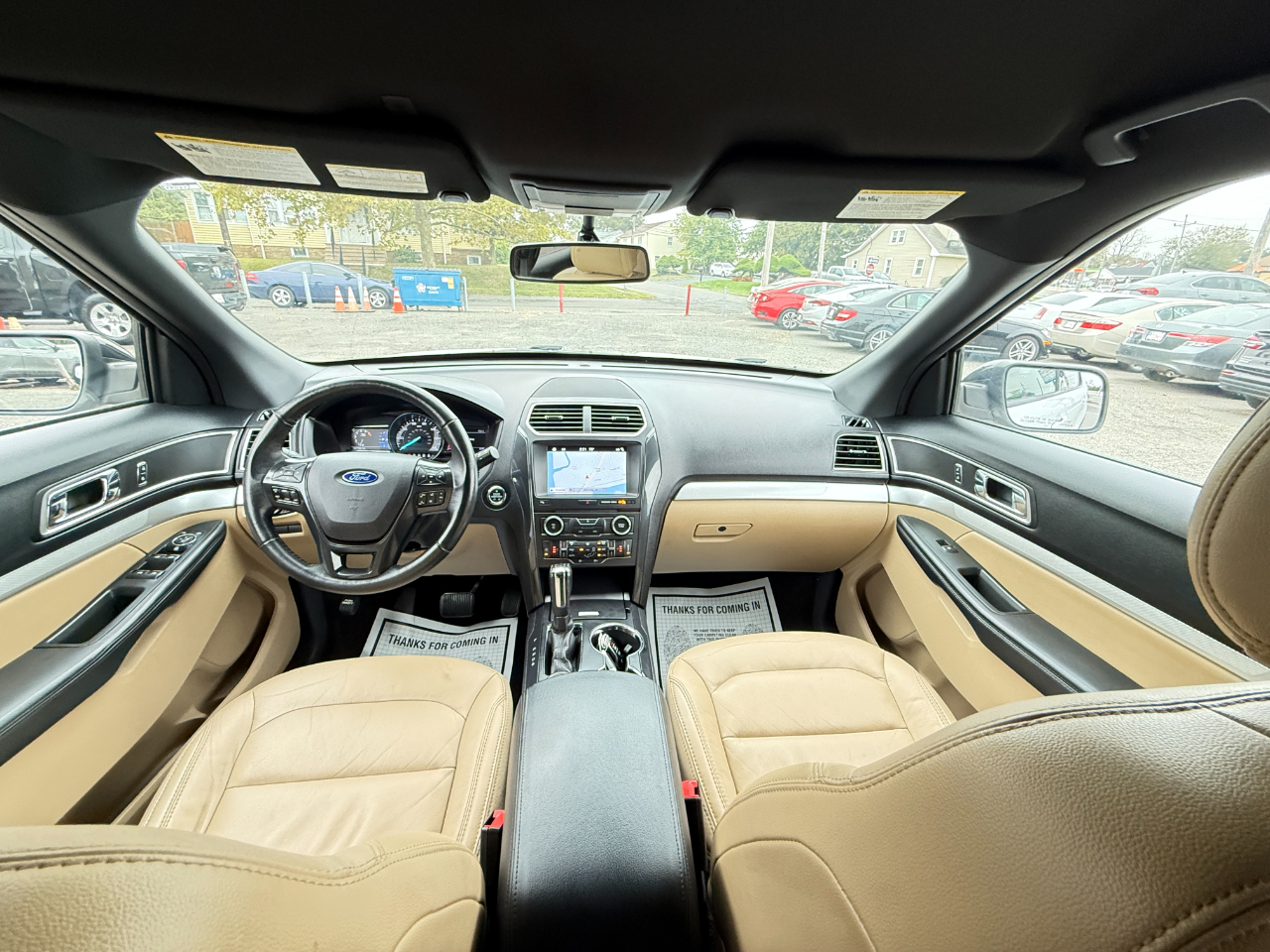 2017 Ford Explorer XLT photo 26