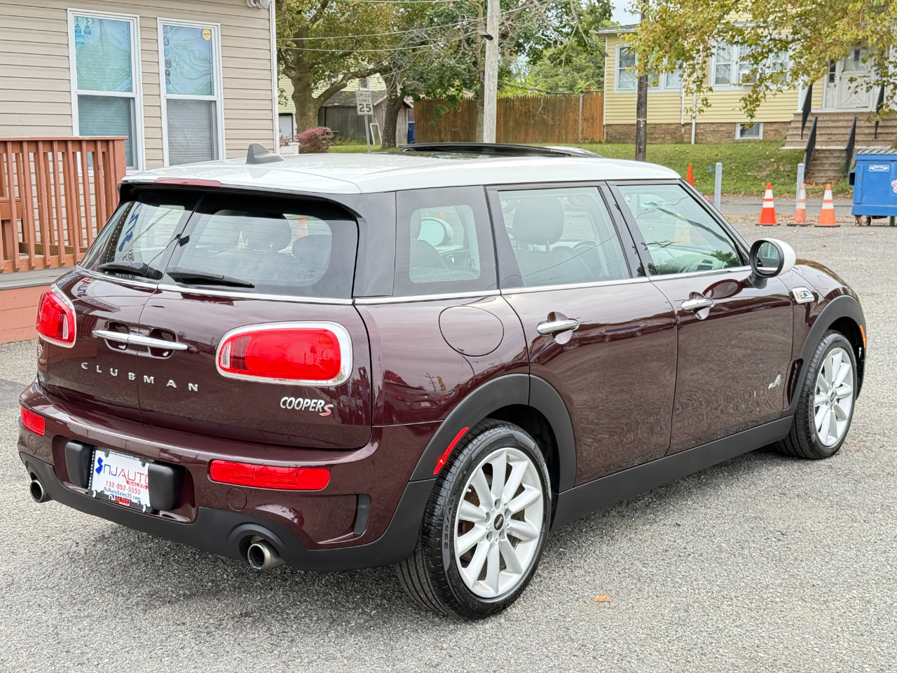 2017 Mini Clubman Base S ALL4 photo 4