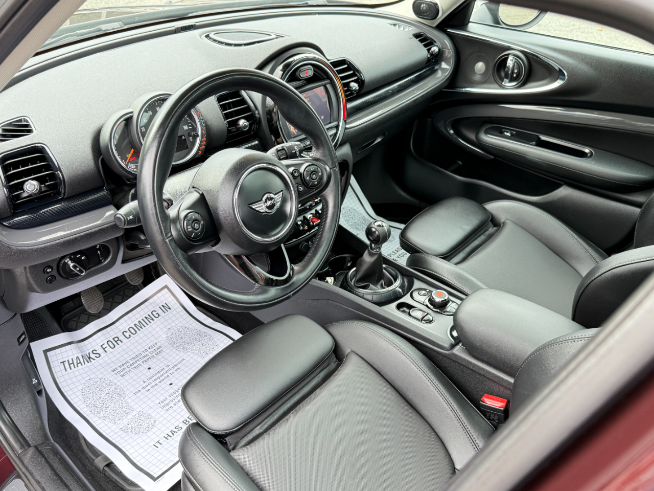 2017 Mini Clubman Base S ALL4 photo 11