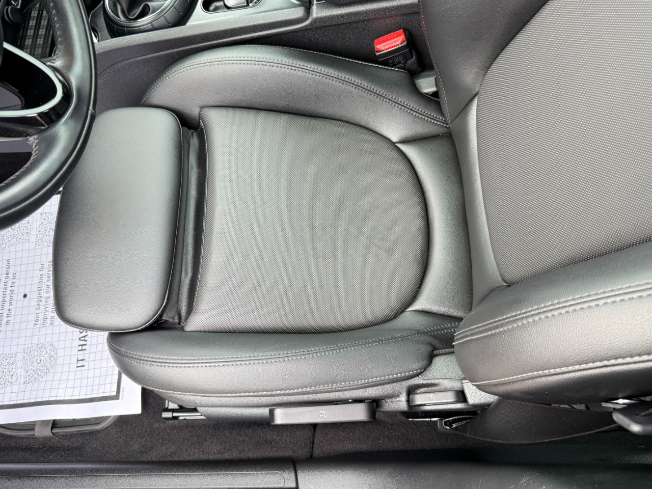 2017 Mini Clubman Base S ALL4 photo 14
