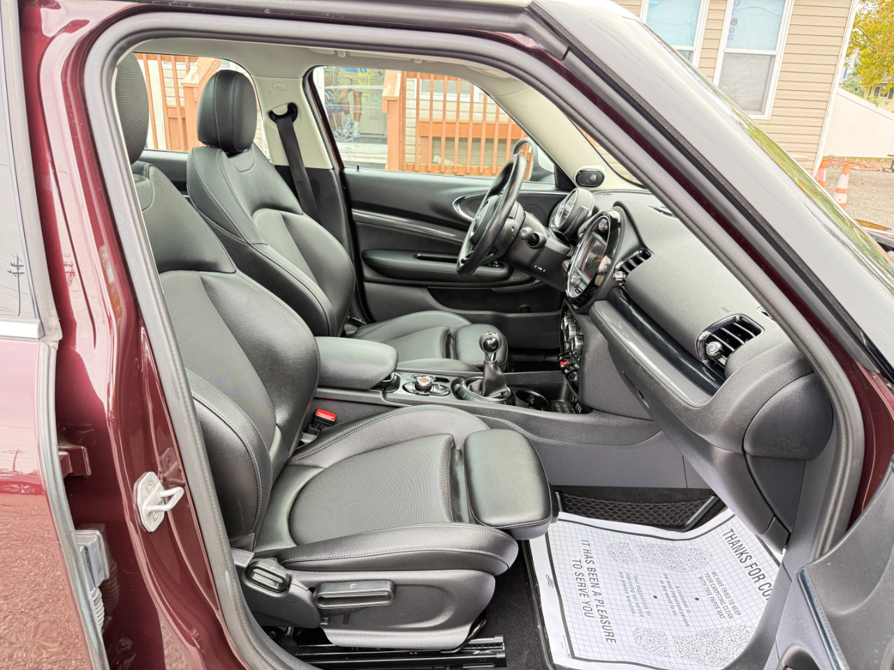 2017 Mini Clubman Base S ALL4 photo 41