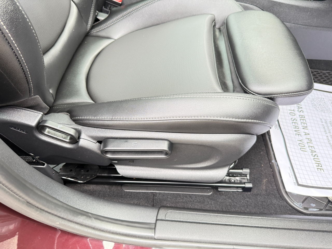 2017 Mini Clubman Base S ALL4 photo 44