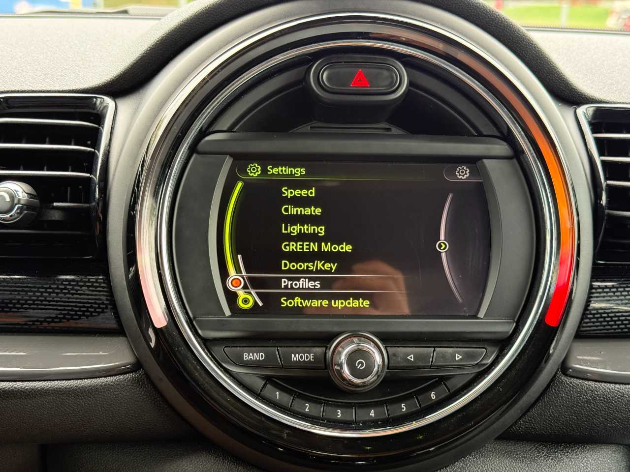2017 Mini Clubman Base S ALL4 photo 62
