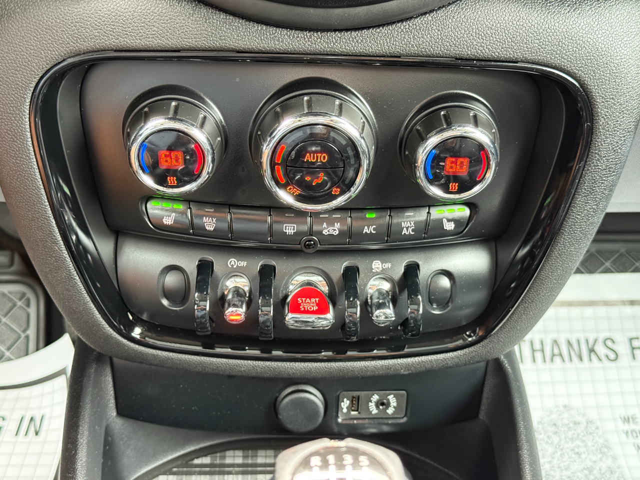 2017 Mini Clubman Base S ALL4 photo 63