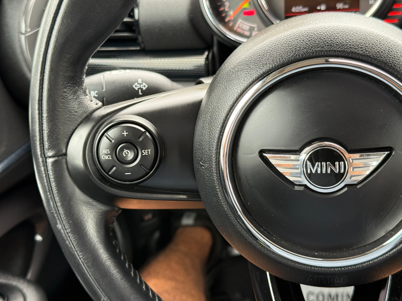 2017 Mini Clubman Base S ALL4 photo 68