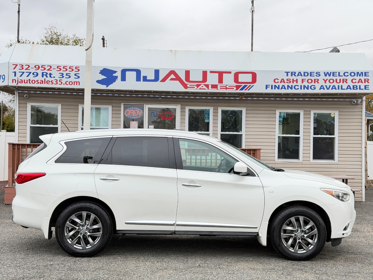 Infiniti QX60 Base AWD 2015 Infiniti QX60 Base AWD 2015