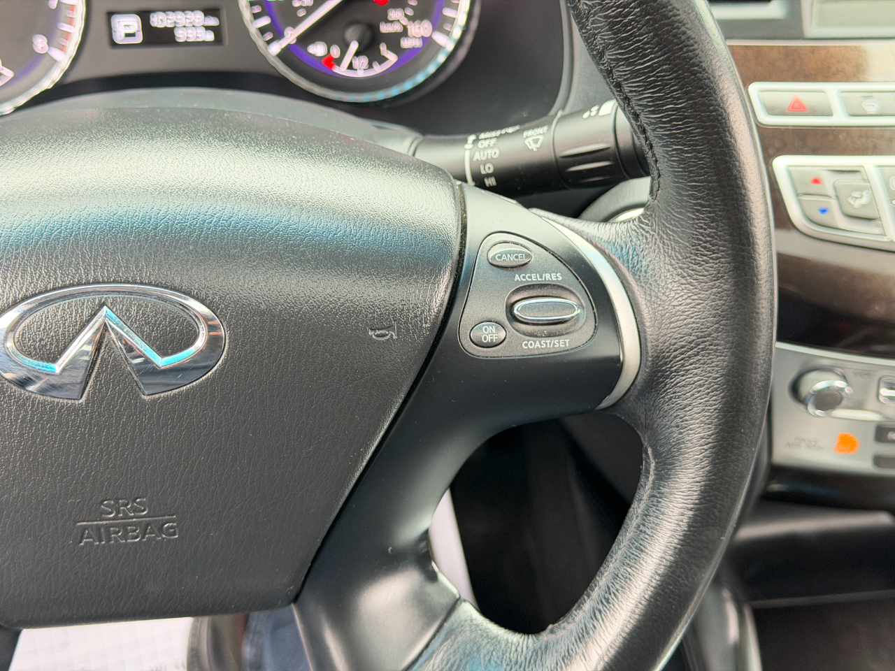 Infiniti QX60 Base AWD 2015 Infiniti QX60 Base AWD 2015