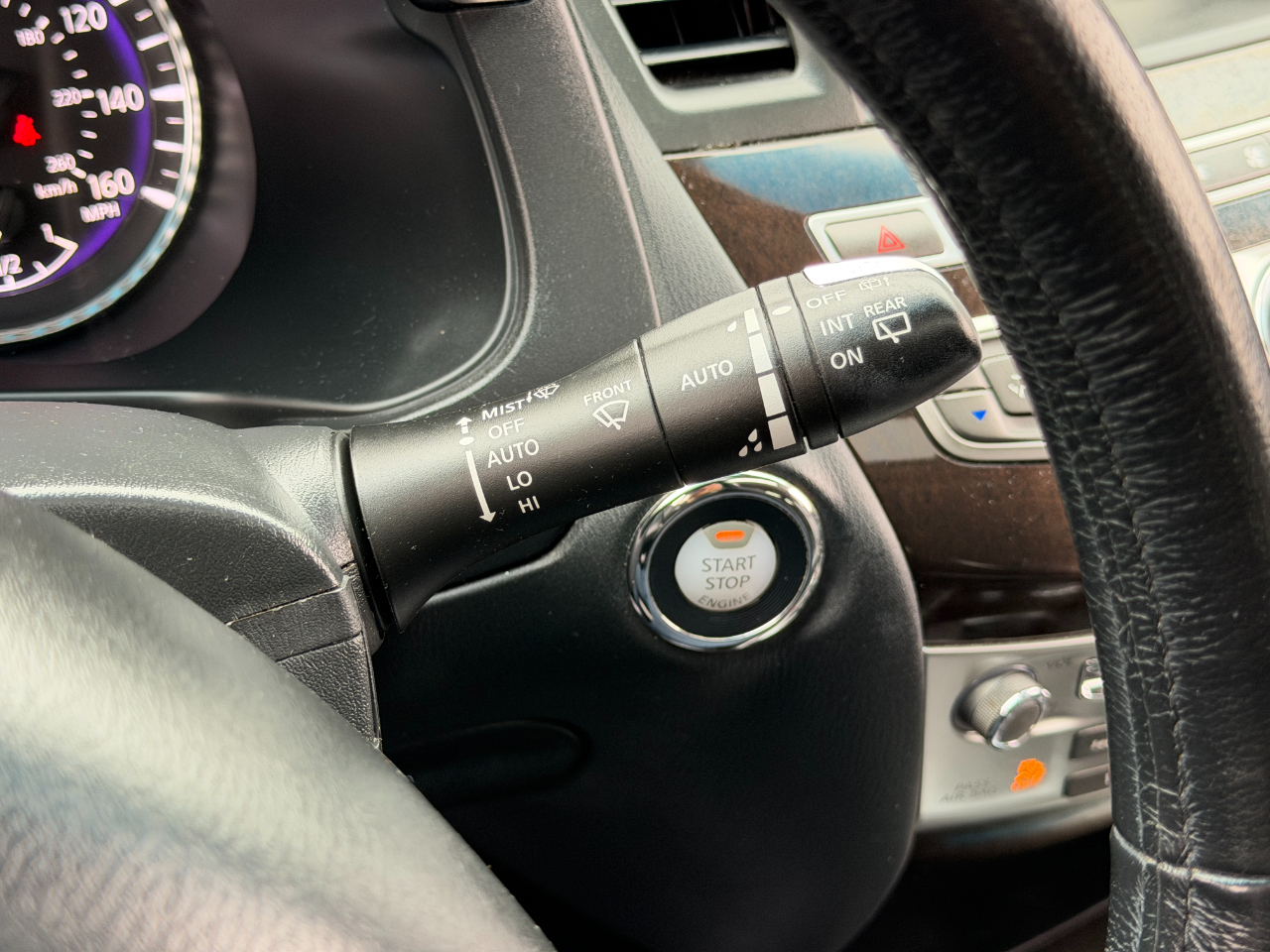 Infiniti QX60 Base AWD 2015 Infiniti QX60 Base AWD 2015