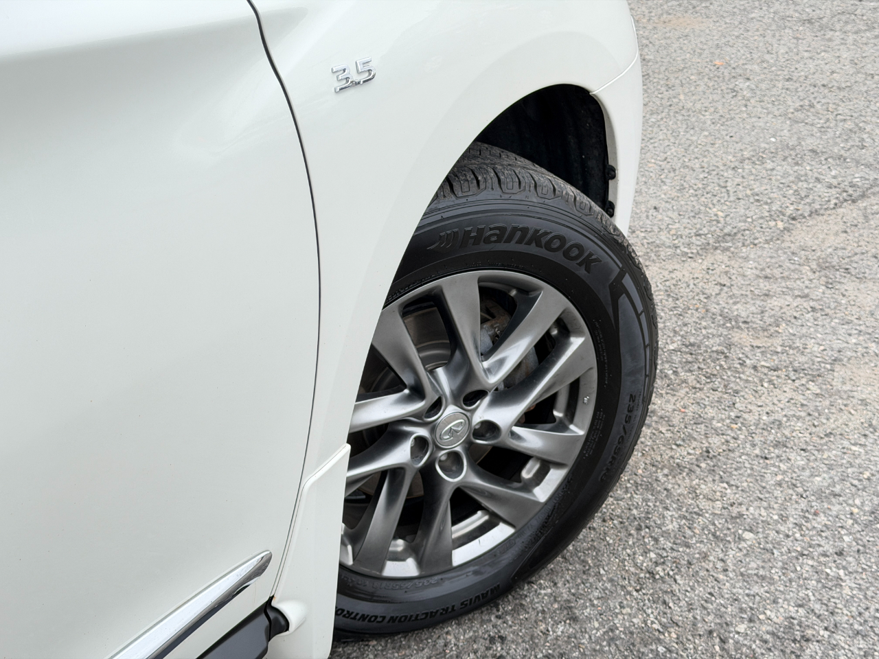 Infiniti QX60 Base AWD 2015 Infiniti QX60 Base AWD 2015