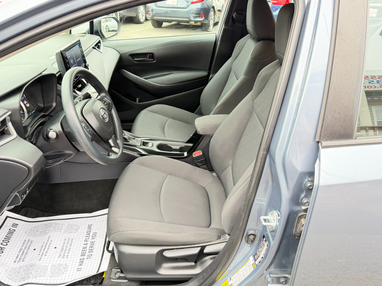 Toyota Corolla LE 2022