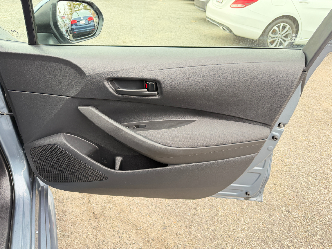 Toyota Corolla LE 2022