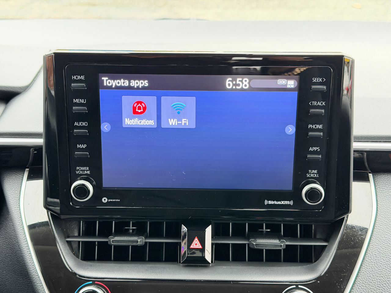 Toyota Corolla LE 2022