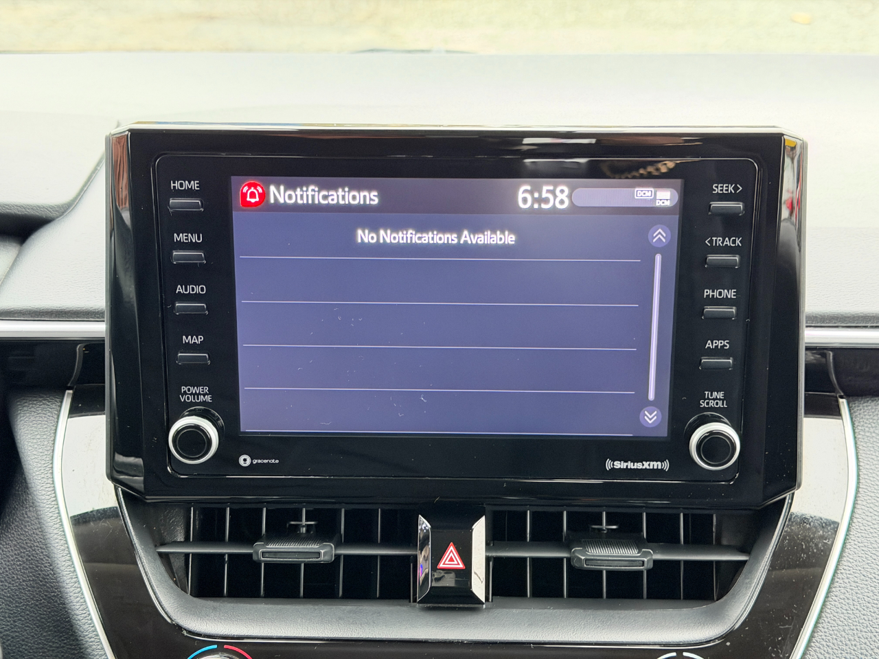 Toyota Corolla LE 2022