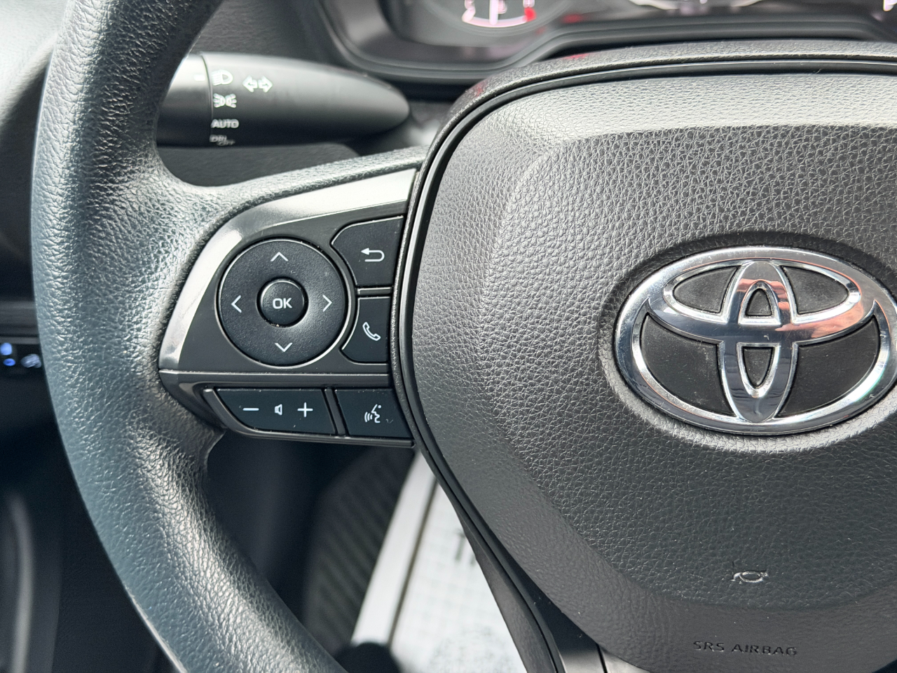 Toyota Corolla LE 2022