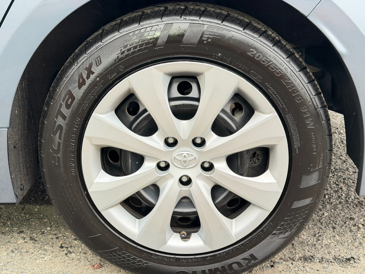 Toyota Corolla LE 2022