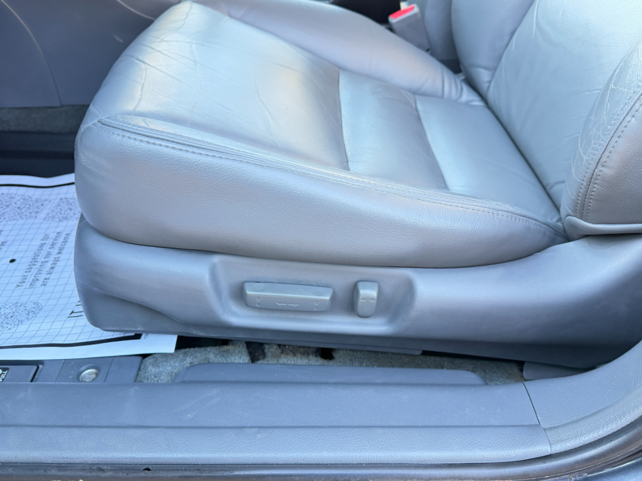 Honda Accord Sdn 4dr Sdn EX Manual w/Leather 2004