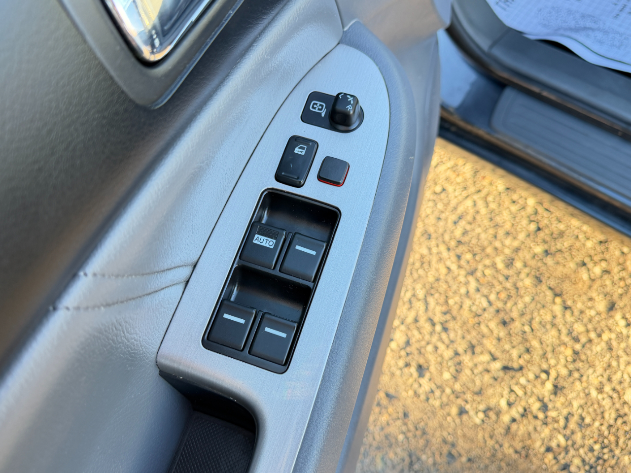 Honda Accord Sdn 4dr Sdn EX Manual w/Leather 2004