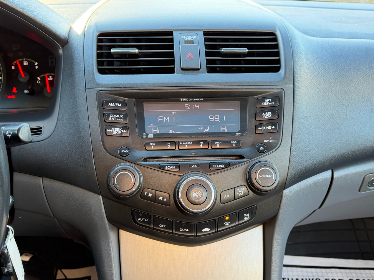 Honda Accord Sdn 4dr Sdn EX Manual w/Leather 2004