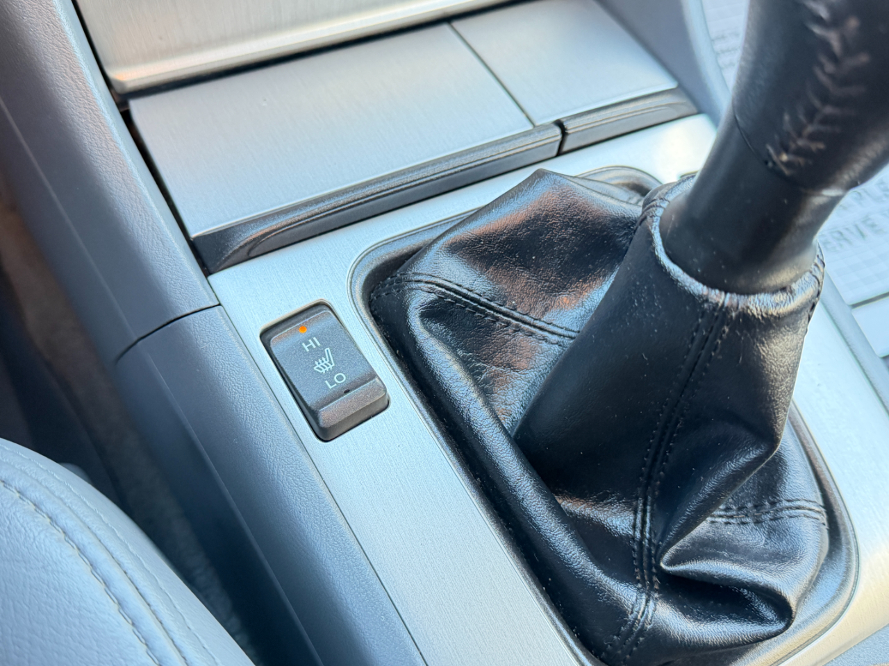 Honda Accord Sdn 4dr Sdn EX Manual w/Leather 2004