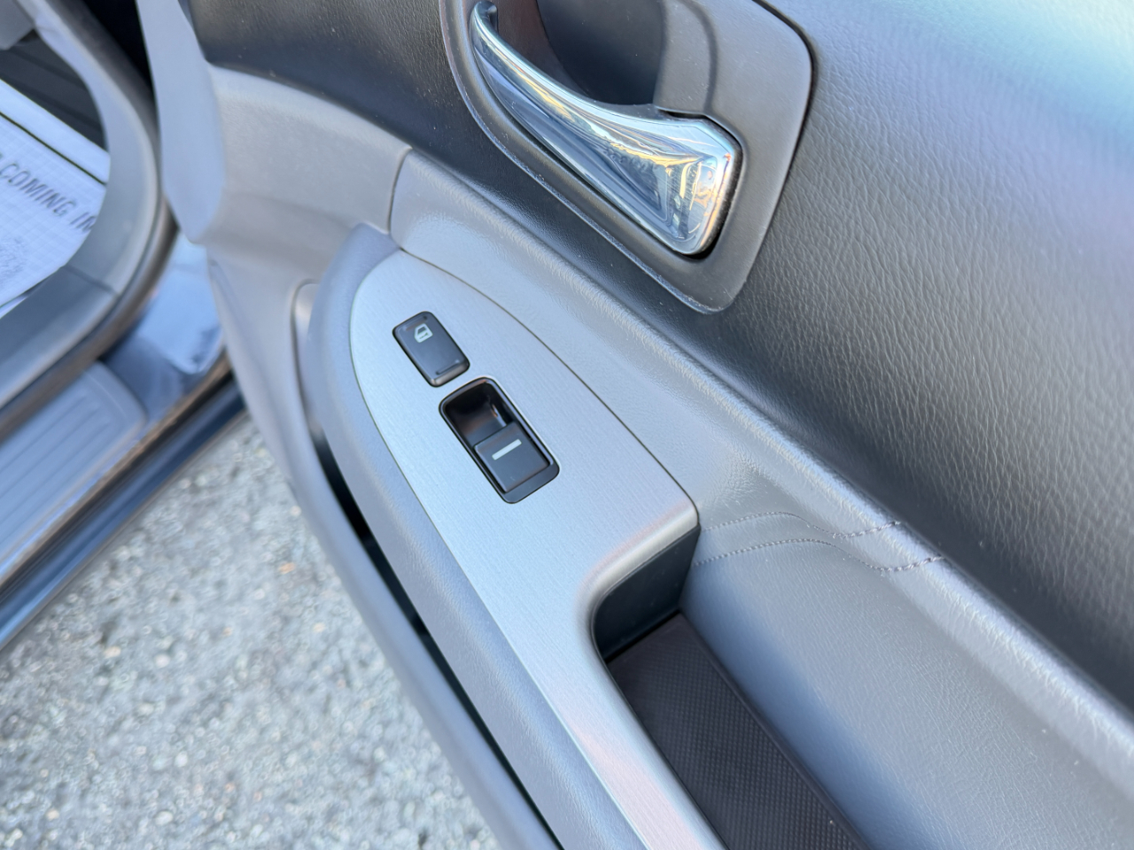 Honda Accord Sdn 4dr Sdn EX Manual w/Leather 2004