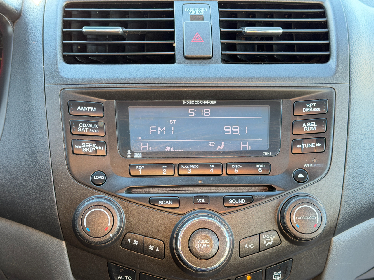 Honda Accord Sdn 4dr Sdn EX Manual w/Leather 2004