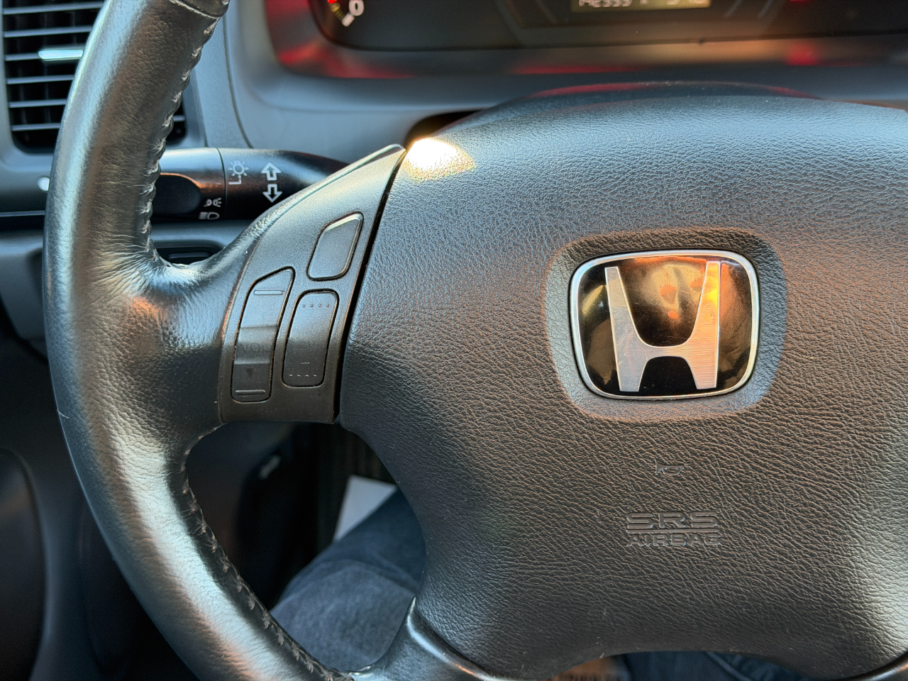 Honda Accord Sdn 4dr Sdn EX Manual w/Leather 2004