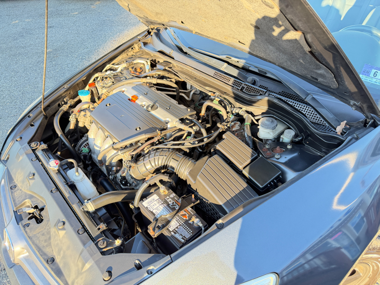 Honda Accord Sdn 4dr Sdn EX Manual w/Leather 2004