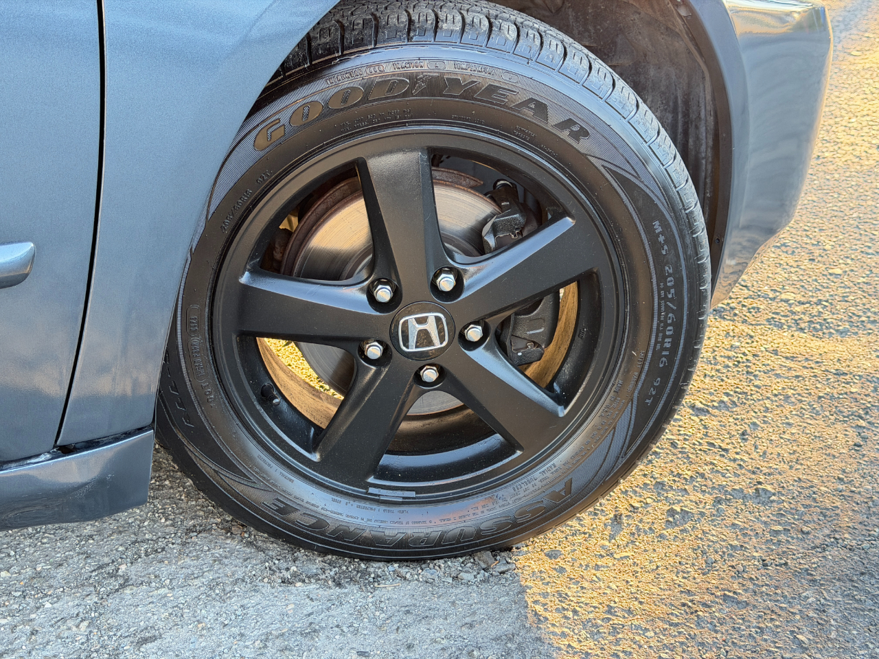 Honda Accord Sdn 4dr Sdn EX Manual w/Leather 2004