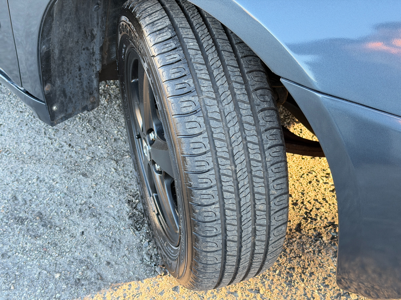 Honda Accord Sdn 4dr Sdn EX Manual w/Leather 2004