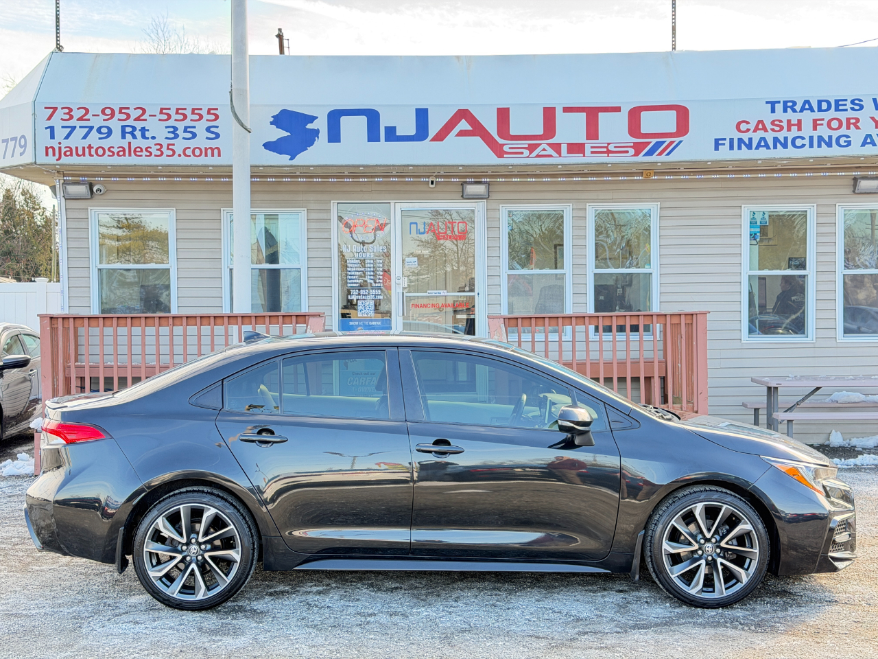 Toyota Corolla SE CVT (Natl) 2020