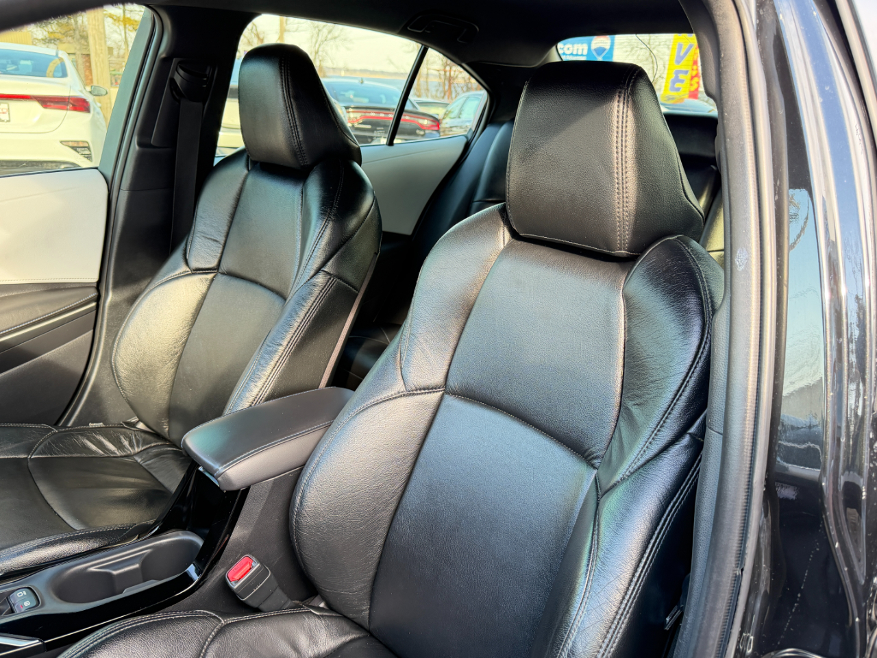 Toyota Corolla SE CVT (Natl) 2020