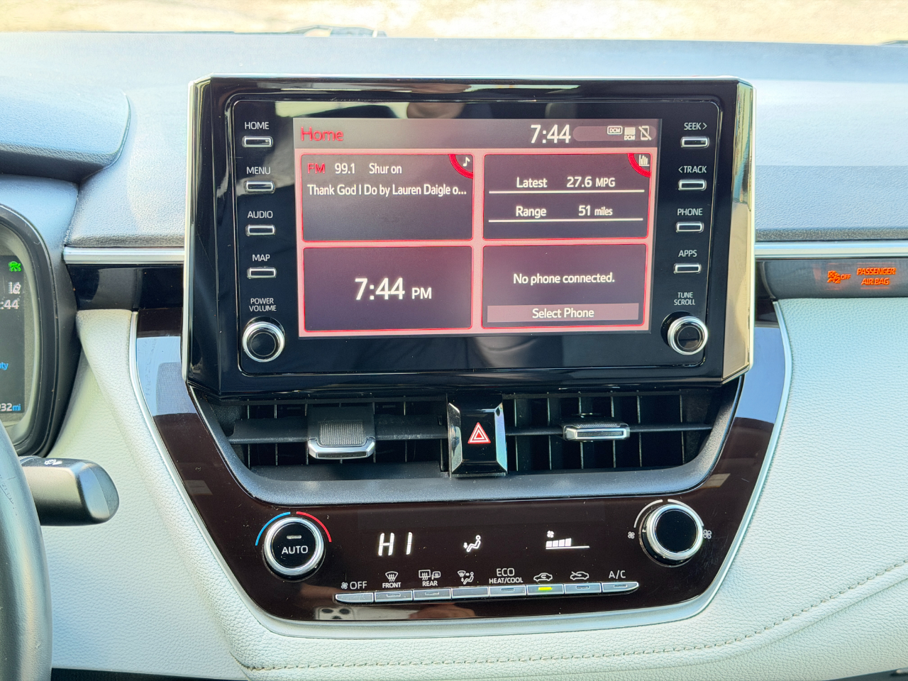 Toyota Corolla SE CVT (Natl) 2020